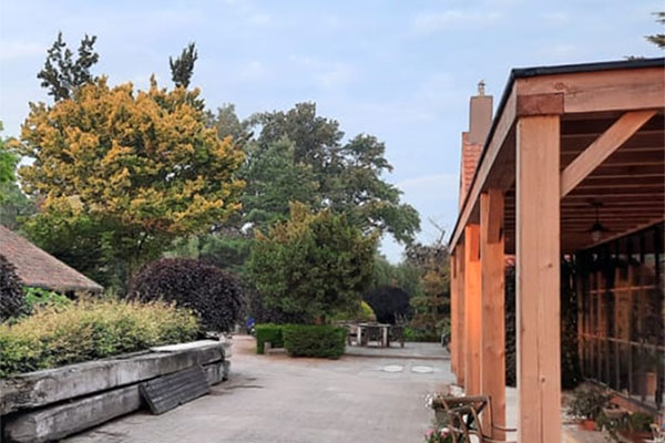 Summer Retreat, Moergestel